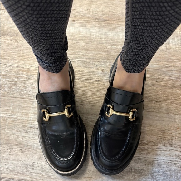 Steve Madden Lando Black Leather Bridle Bit Lug Sole Loafers - Picture 1 of 11